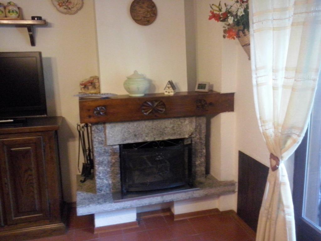 Petit Maison - Valtournenche Luaran gambar
